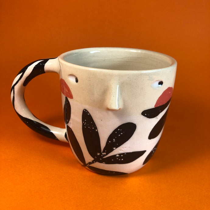 LOLA MUG